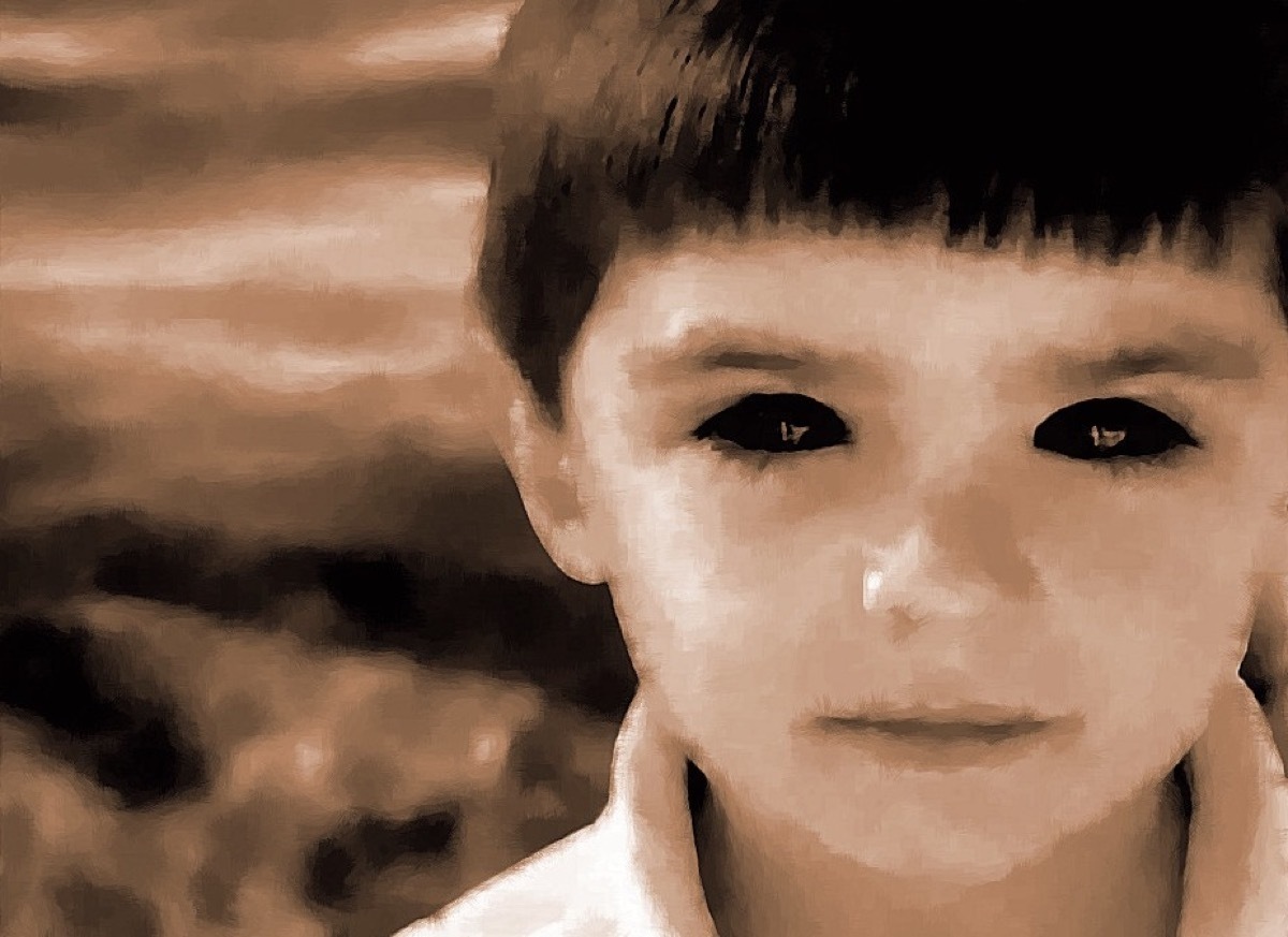 Black-Eyed Children {Scary Urban Legends}