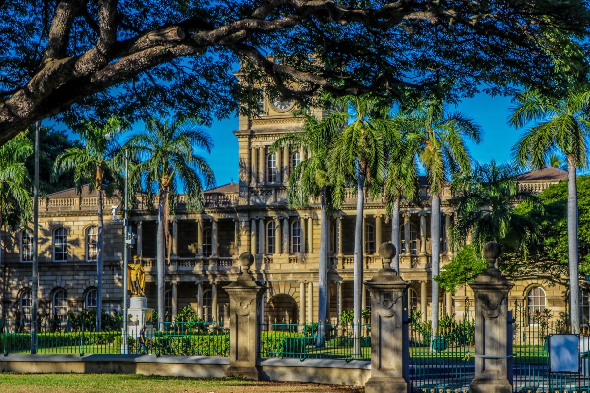 iolani Palace in downtown Honolulu, Hawaii