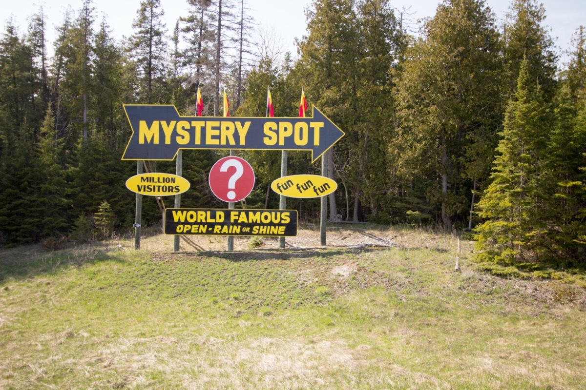 st. ignace mystery spot sign