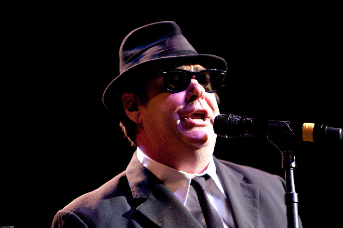 Dan Aykroyd performing as the Blues Brothers