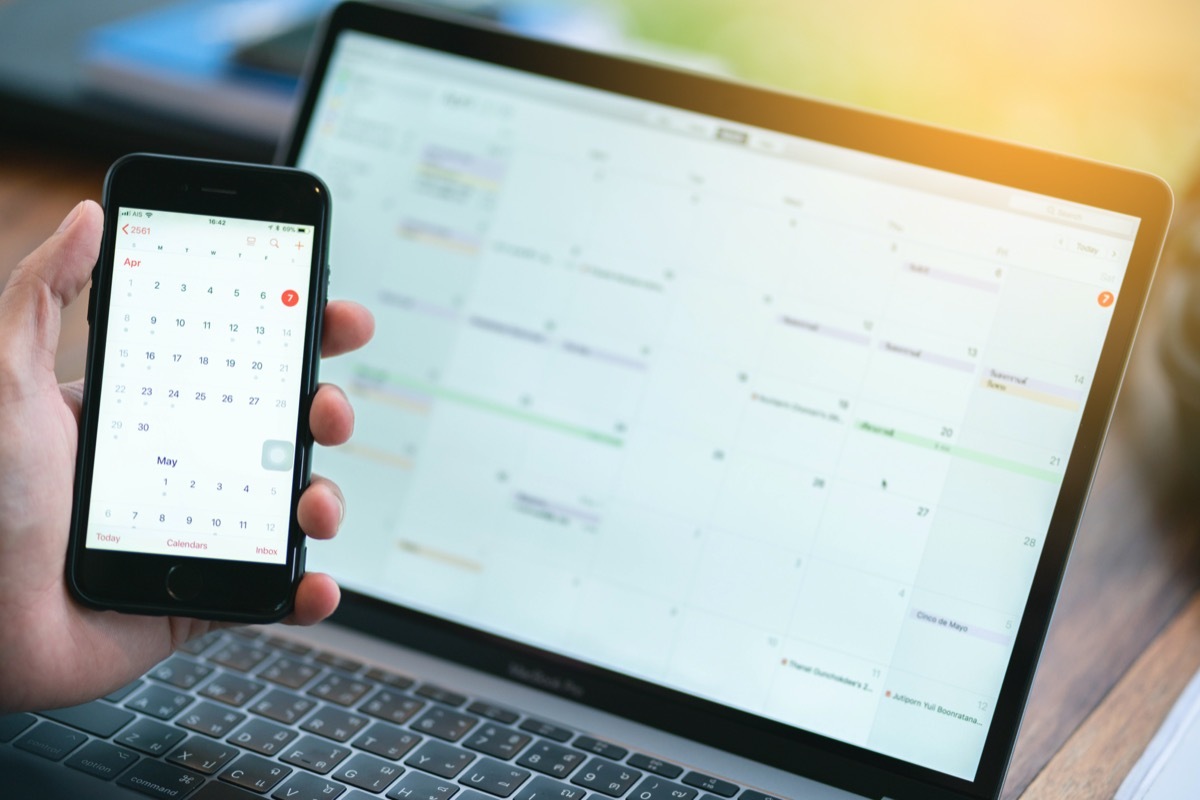iphone calendar Apps View check with on laptop