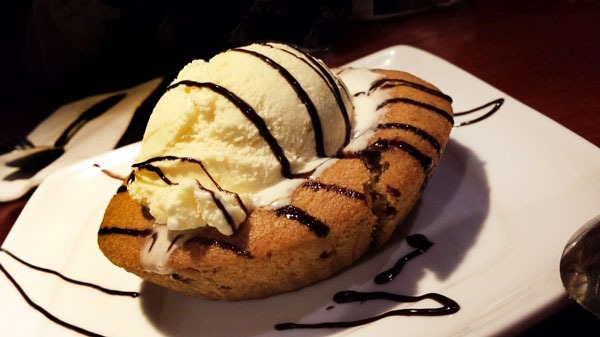 Red Lobster Warm Chocolate Chip Lava Cookie