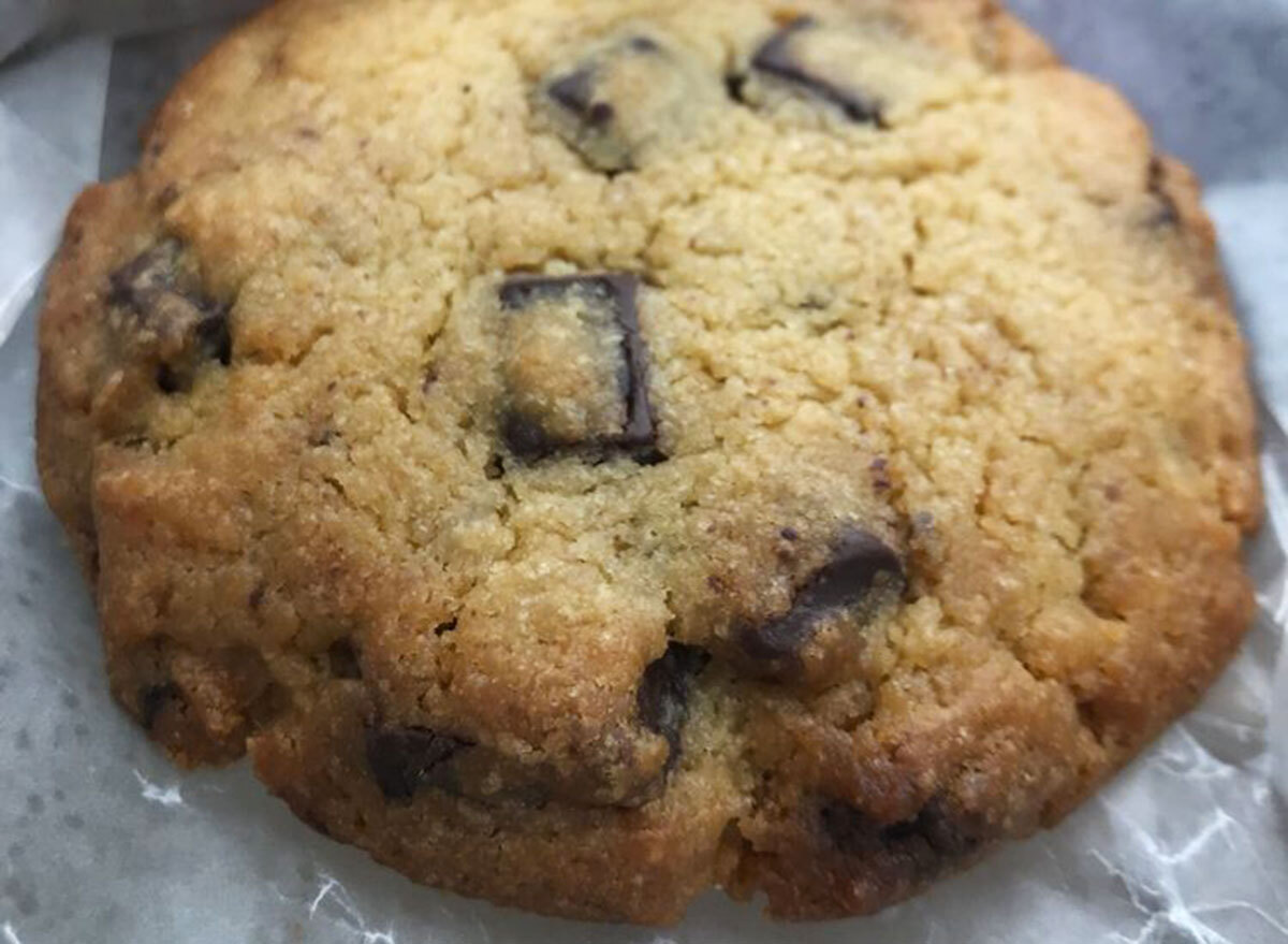 Chocolate chip cookie