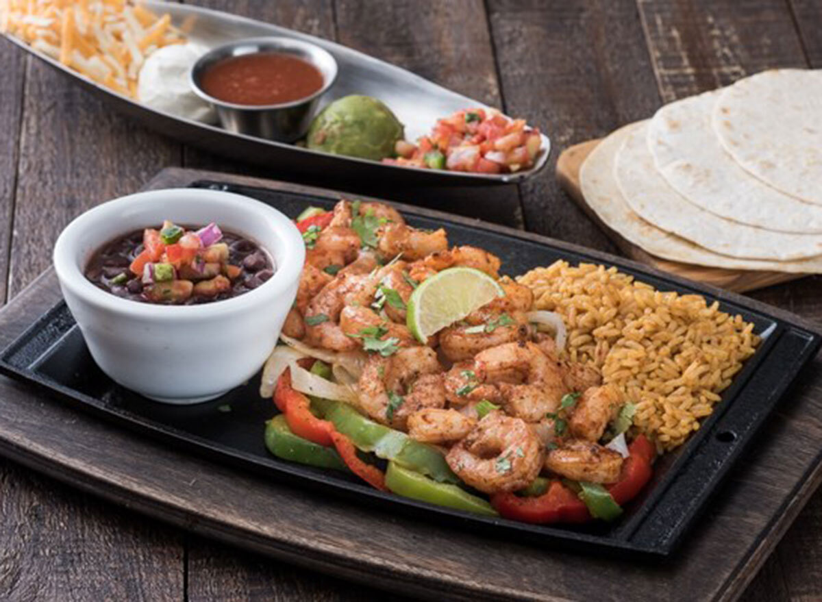 Seared shrimp fajita