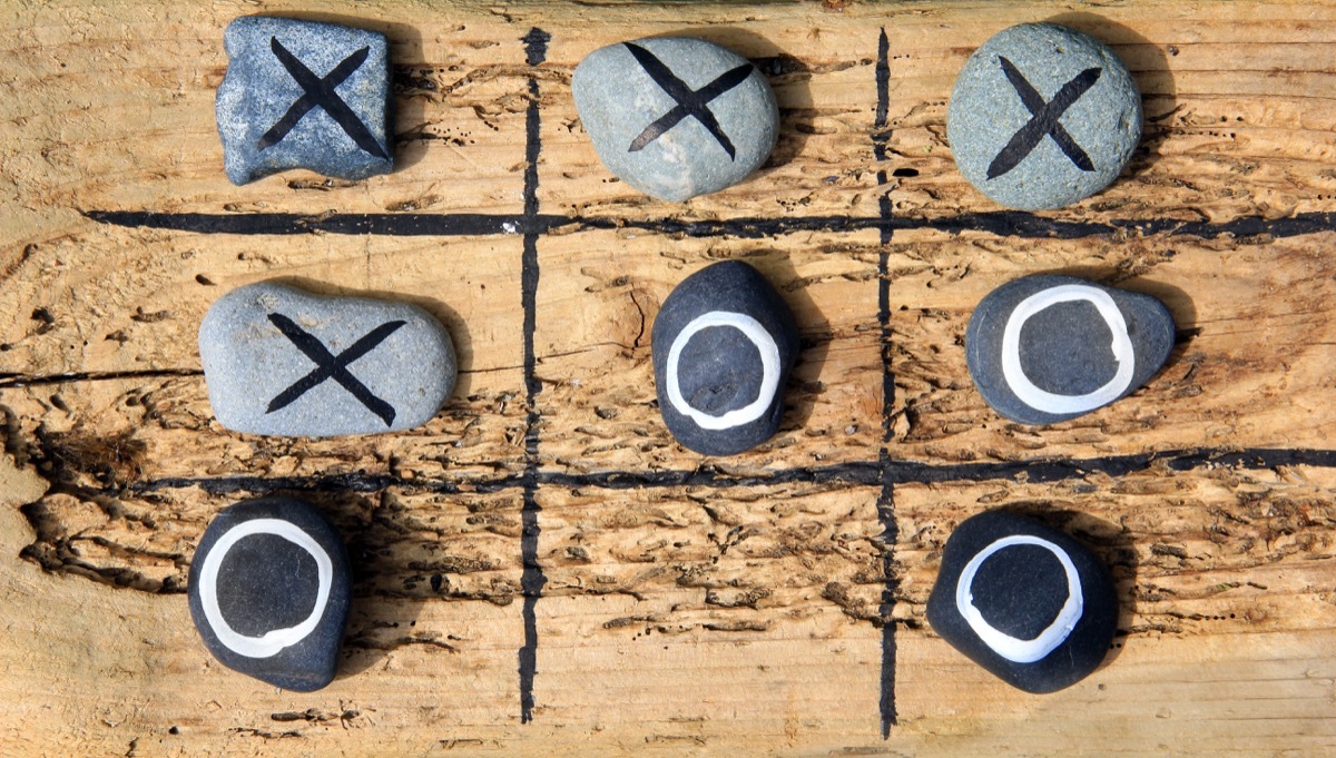 Painted rock tic tac toe