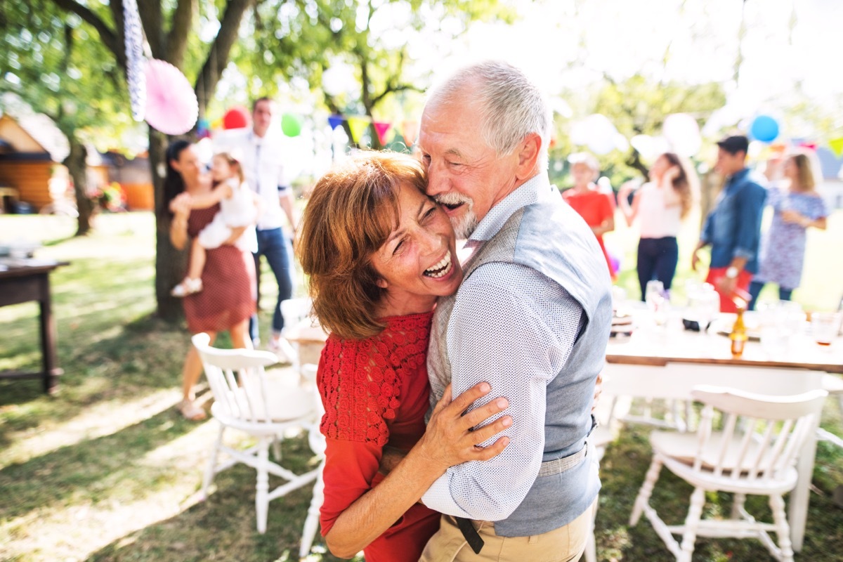 birthday presents for older couple dancing