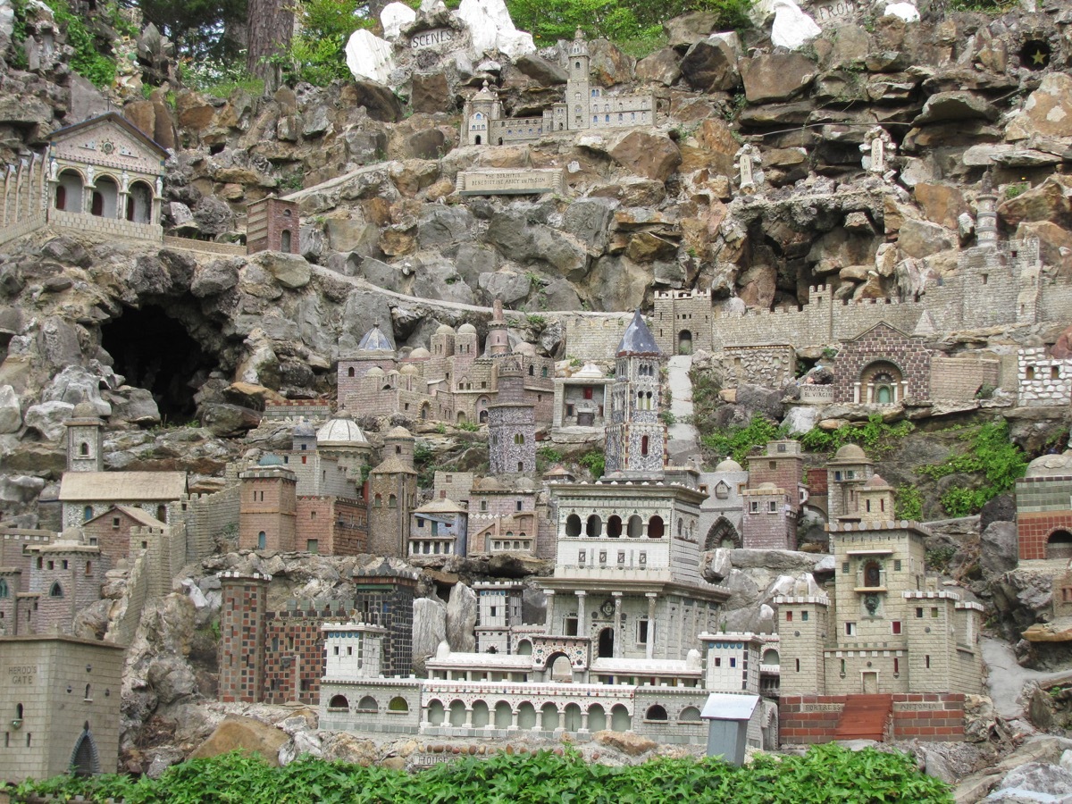 Ave Maria Grotto in Cullman Alabama