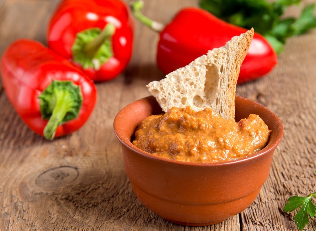 red pepper hummus