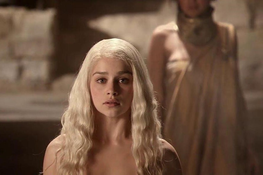 She Turned Down 50 Shades Of Grey | 8 More Reasons to Love Emilia Clarke | Her Beauty