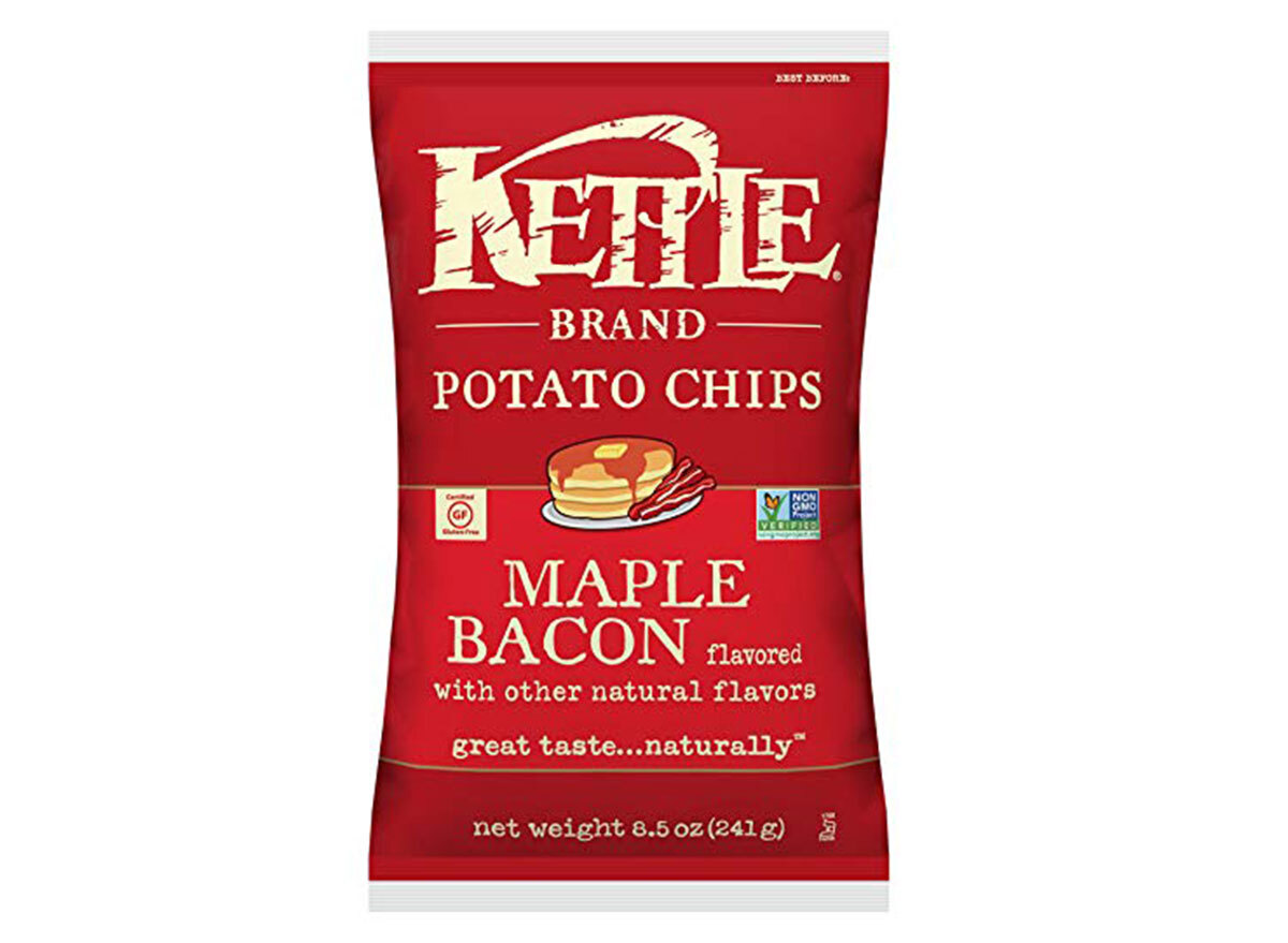 kettle brand maple bacon flavored chips bag