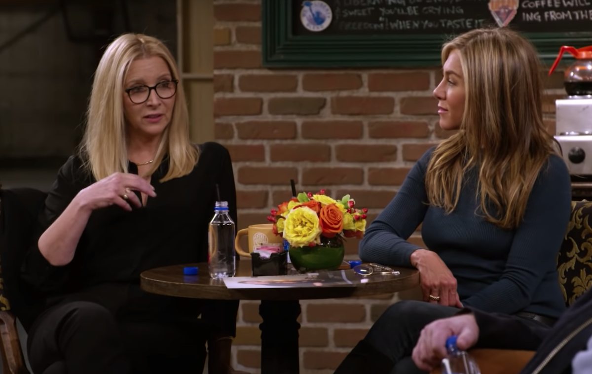 Lisa Kudrow and Jennifer Aniston on 