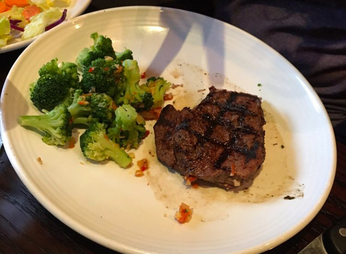 carrabbas tuscan grilled sirloin