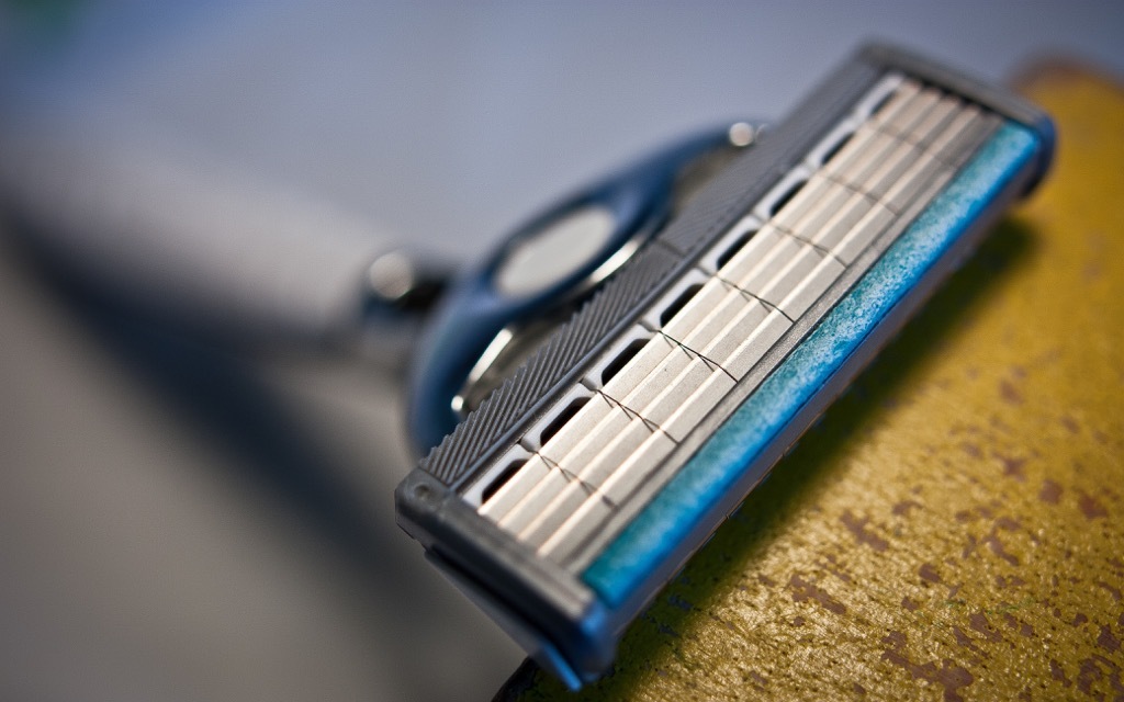 shaving razor close up