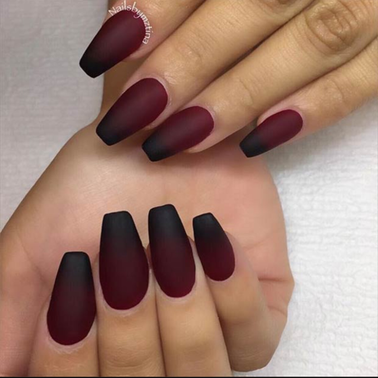 matte-manicures-youll-be-obsessed-with-07