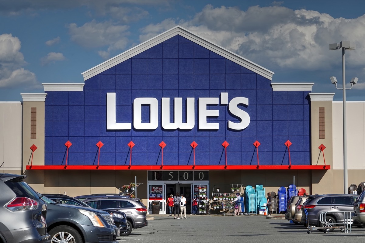 lowe's store