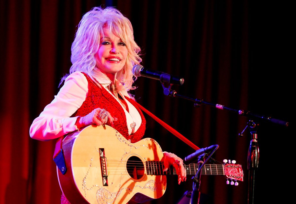 NASHVILLE, TN - APRIL 18: Dolly Parton attends Stella Parton's Red Tent Women's Conference 2014 at the Doubletree Hotel Downtown on April 18, 2014 in Nashville, Tennessee.