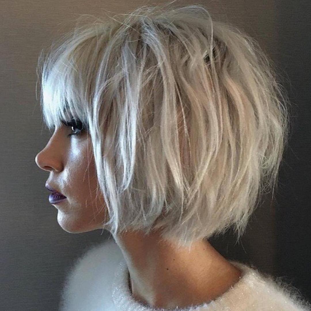 Th-Most-Flattering-Haircuts-For-Women-Of-All-Ages-03