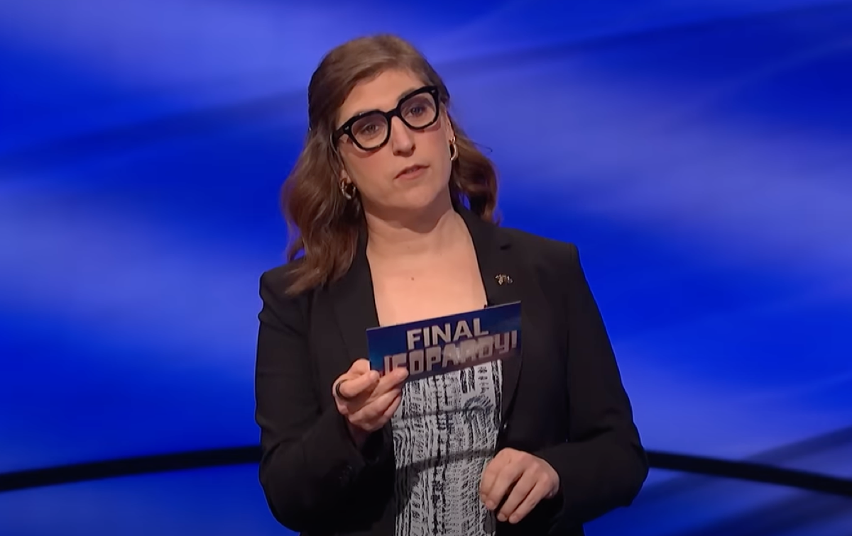 mayim bialik hosting jeopardy