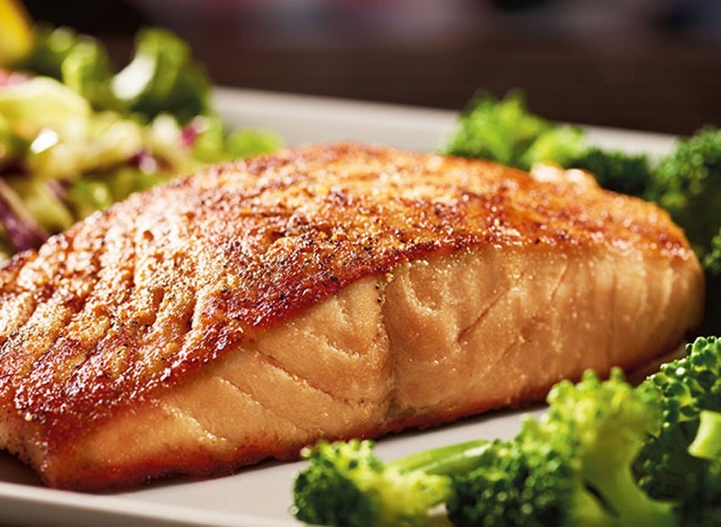 red robin searious salmon