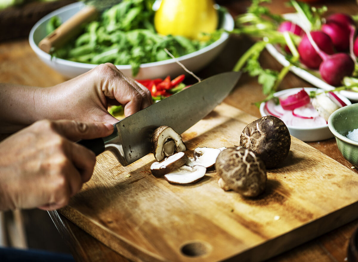 slicing mushrooms