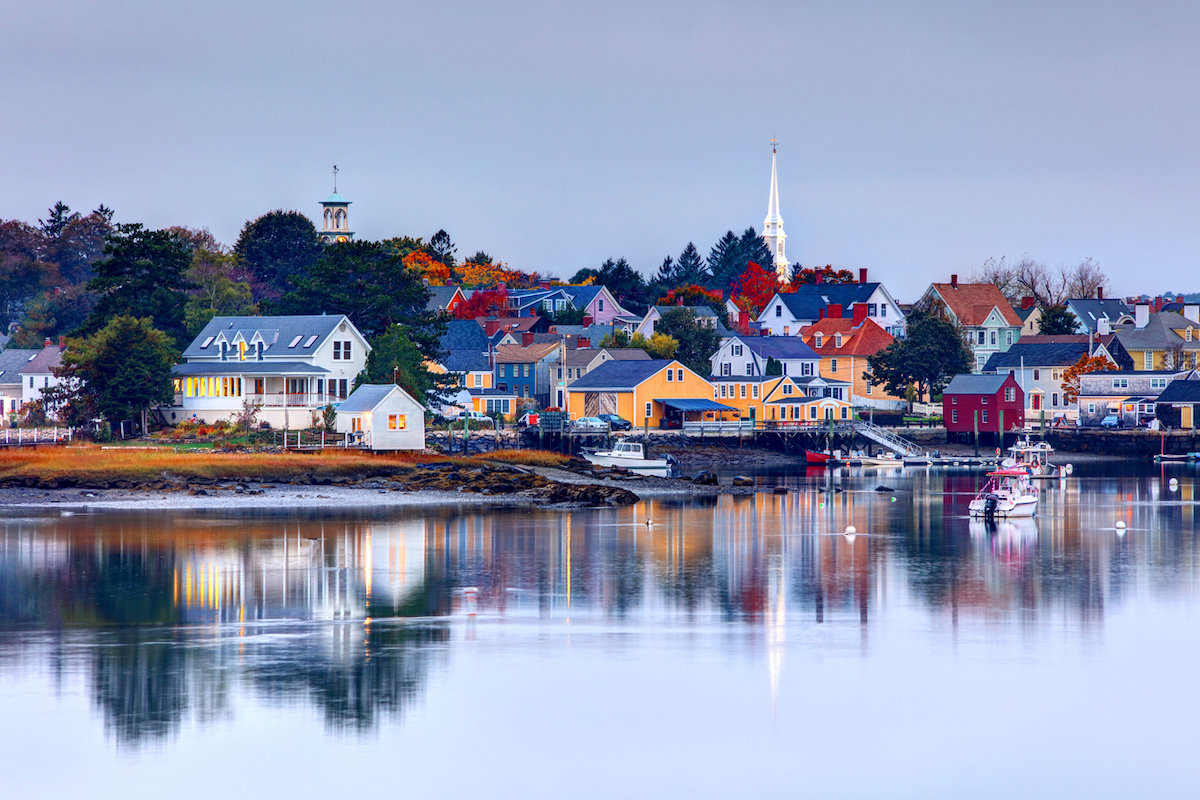 Historic homes in Portsmouth, New Hampshire along the water.