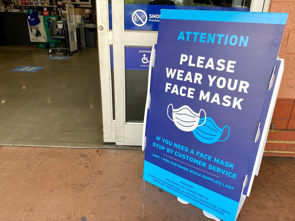 Masks Required Sign