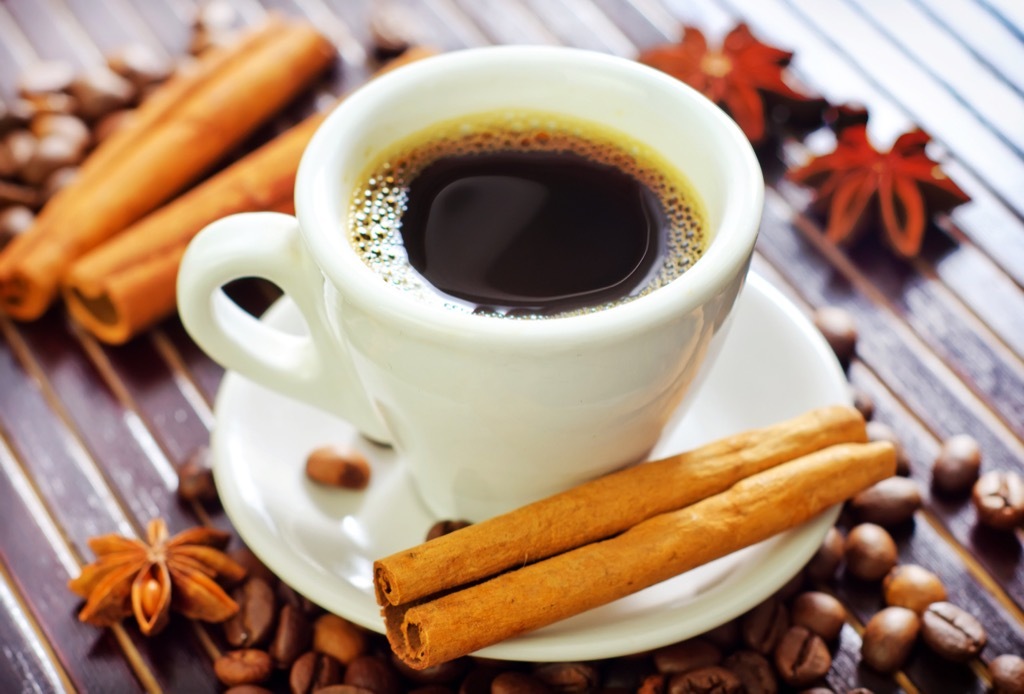 putting cinnamon in coffee is one of the best health upgrades