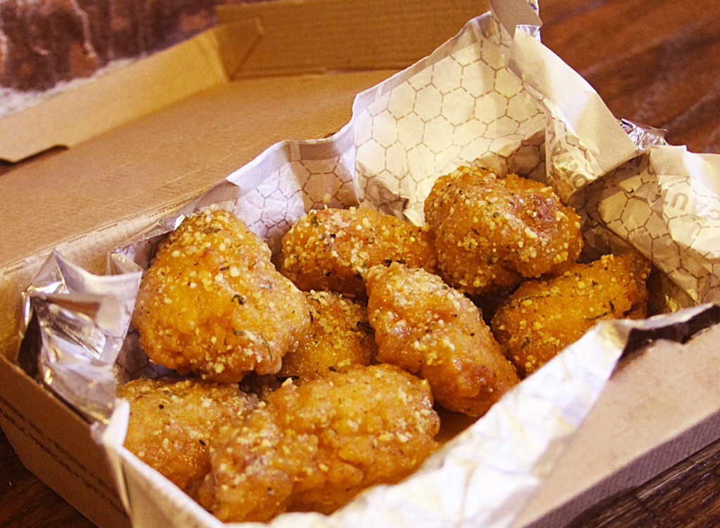 Pizza hut garlic parmesan wings