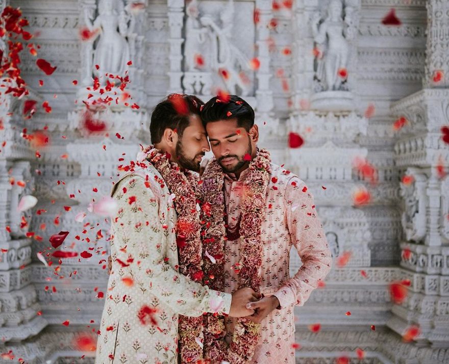 Gay Couple Immortalizes Gorgeous Traditional Indian Wedding #1 | Her Beauty